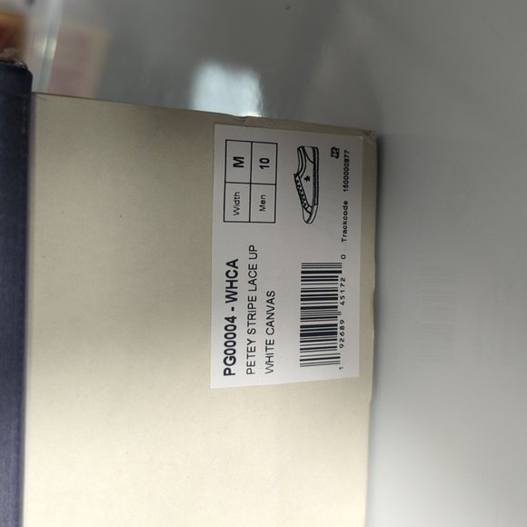 Penguin White Shoes (10M/11.5W) - Picture 7 of 7